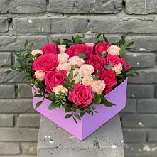 Цветочная композиция из Розы в коробке в Красноуральске