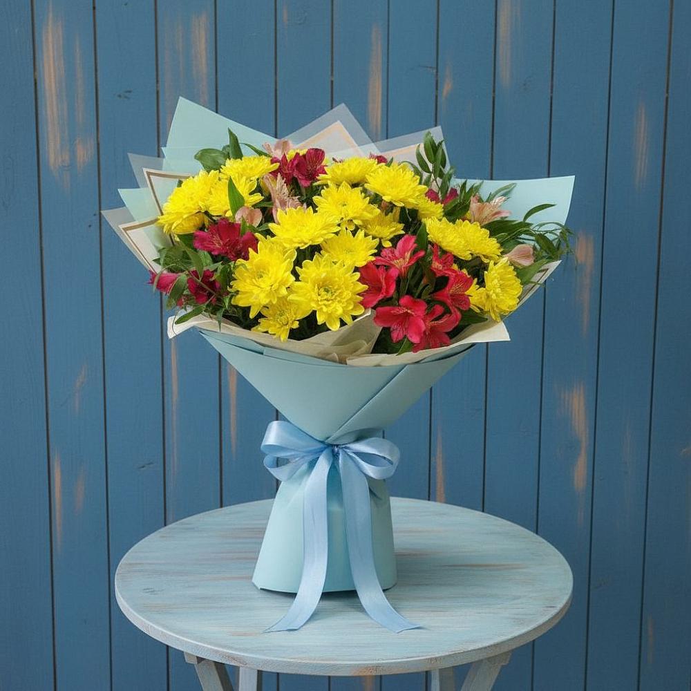 Букет цветов из: Альстромерии и Хризантемы в Красноуральске