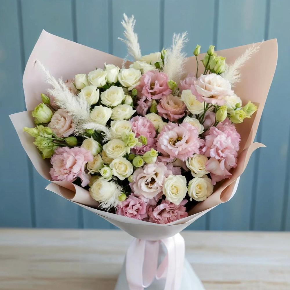 Букет цветов из: Альстромерии и Розы в Красноуральске