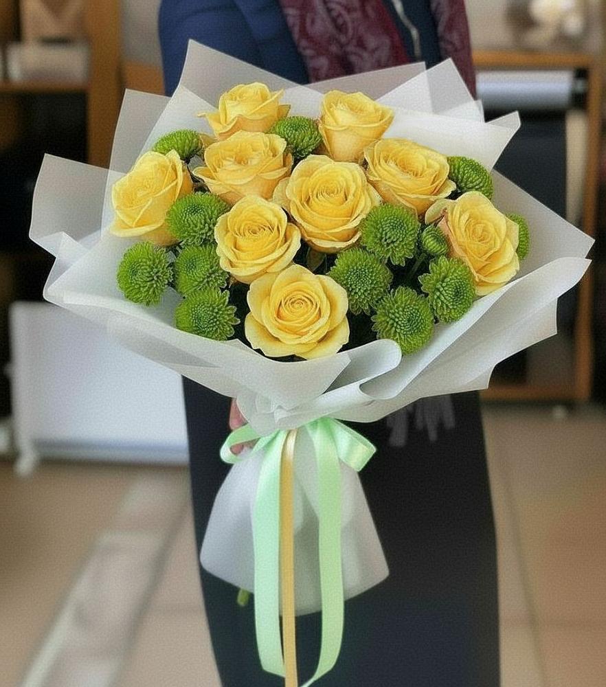 Букет цветов из: Хризантемы и Розы в Красноуральске