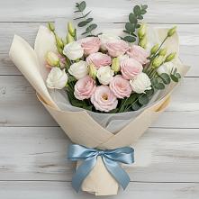 Букет цветов из:  Лизиантусы в Красноуральске