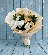 Букет цветов из:  Розы и Хризантемы в Красноуральске