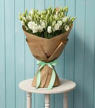 Букет цветов из:  Лизиантусы в Красноуральске