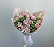 Букет цветов из:  Розы и Хризантемы в Красноуральске
