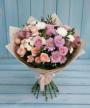 Букет цветов из:  Хризантемы, Розы и Альстромерии в Красноуральске