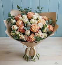 Букет цветов из:  Альстромерии и Розы #REPLACE_PRED# Красноуральске